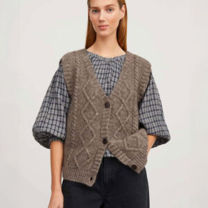 Ebba Vest | Skall Studio - Image 2